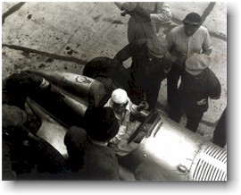 Mercedes W25
