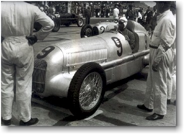 Mercedes W25